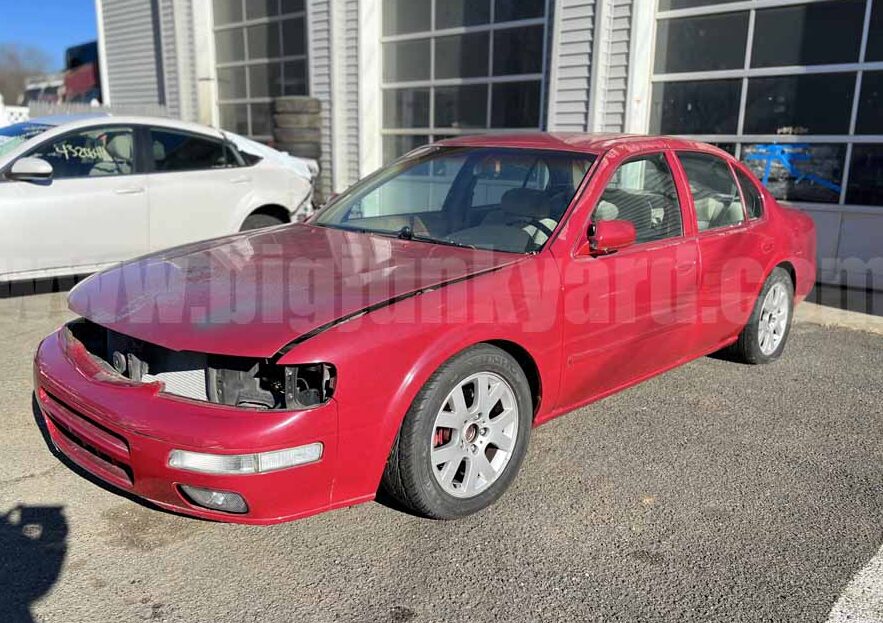 Parting Out 1996 Nissan Maxima GXE Q-233