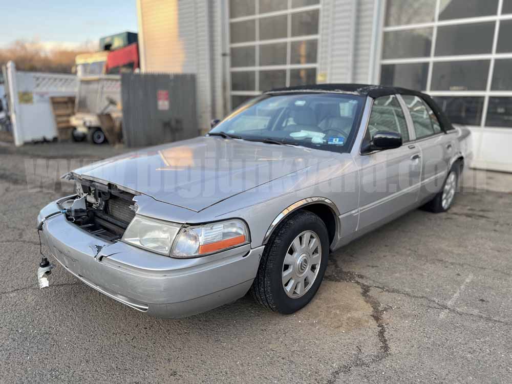Parting Out 2004 Mercury Grand Marquis LS Premium R-35